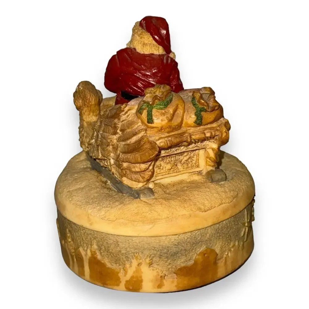 1989 Music Makers Santa's Sleigh Musical Polyresin Figurine Jingle Bells